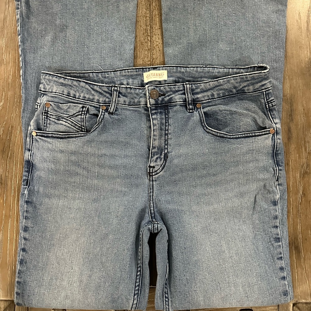 Shyanne Flare Leg Jeans - Picture 2 of 8